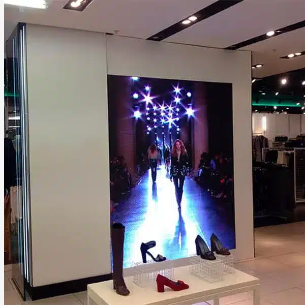 pantallas led para interior de tiendas edited 1